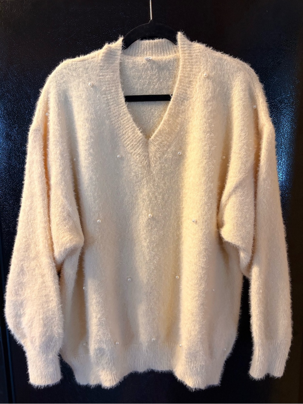 Pearl-Embellished Cream V-Neck Sweater Ladies 1X Classic
